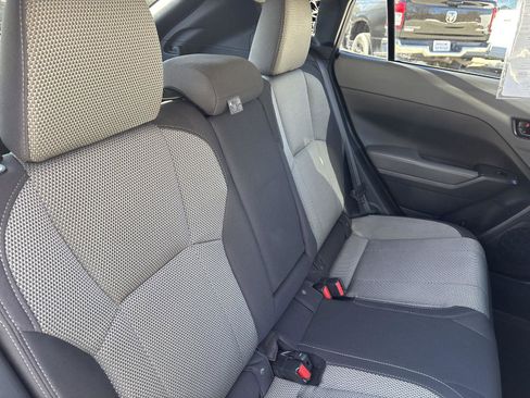Used 2024 Subaru Crosstrek 2.0i Premium image 24