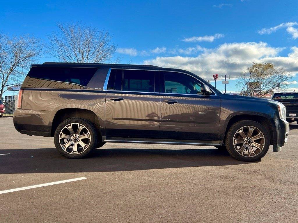 Used 2016 GMC Yukon XL SLE w/ Convenience Package RWD image 8