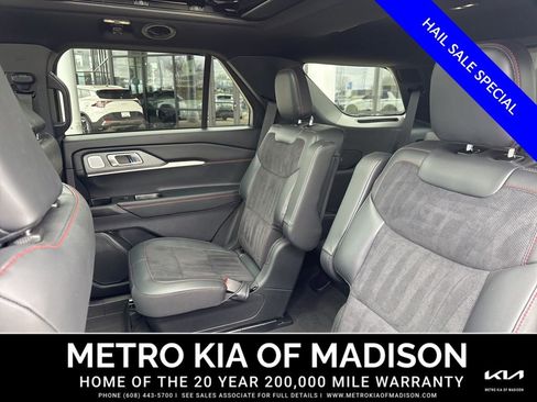 Used 2025 Ford Explorer ST w/ Sun And Sound Package AWD/4WD image 33