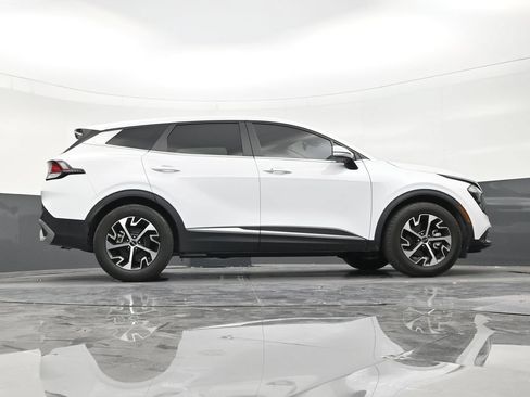 Used 2023 Kia Sportage EX FWD image 25