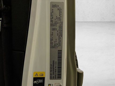 Used 2023 Jeep Wrangler Unlimited Sahara image 26