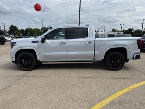 New 2026 GMC Sierra 1500 Denali w/ Denali Reserve Package AWD/4WD image 11