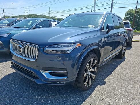 Used 2021 Volvo XC90 T6 Inscription AWD/4WD image 3