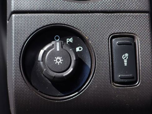 Used 2016 Ford F550 XL image 23