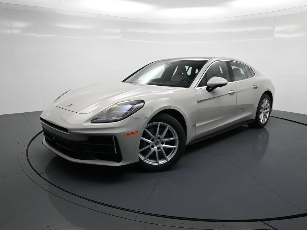 Used 2026 Porsche Panamera image 28
