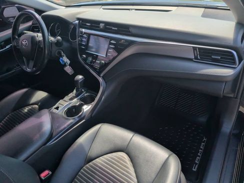 Used 2020 Toyota Camry SE AWD/4WD image 18