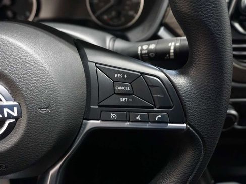 Used 2023 Nissan Altima 2.5 SV image 23