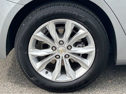 Used 2024 Chevrolet Malibu LT image 7