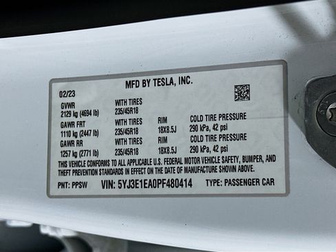 Used 2023 Tesla Model 3 Standard Range image 12