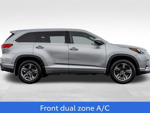 Certified 2019 Toyota Highlander Limited Platinum image 8