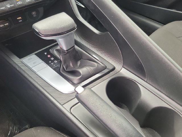 Used 2024 Hyundai Elantra SEL FWD image 15