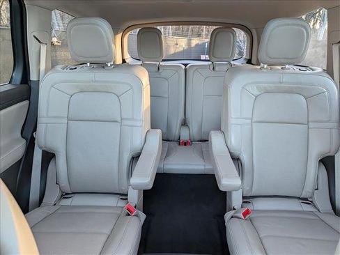Certified 2023 Lincoln Aviator Reserve w/ Equipment Group 201A image 21