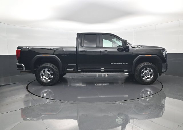 Used 2024 GMC Sierra 2500 Pro w/ Convenience Package AWD/4WD image 4