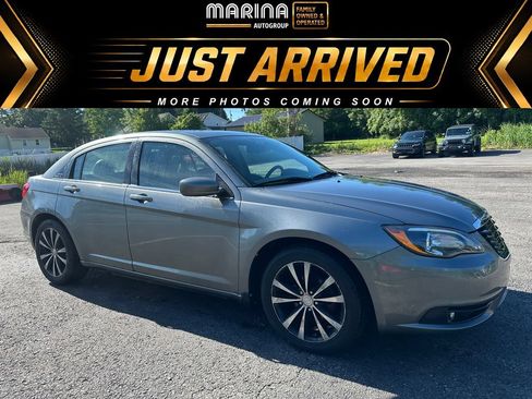 Used 2012 Chrysler 200 S FWD image 1
