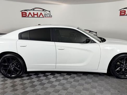 Used 2022 Dodge Charger SXT w/ Blacktop Package RWD image 7