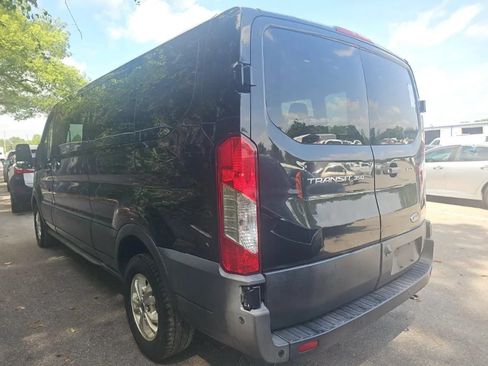 Used 2021 Ford Transit 350 XLT RWD image 2