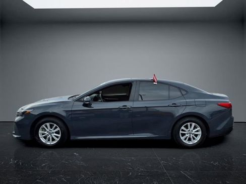 Used 2025 Toyota Camry LE FWD image 7
