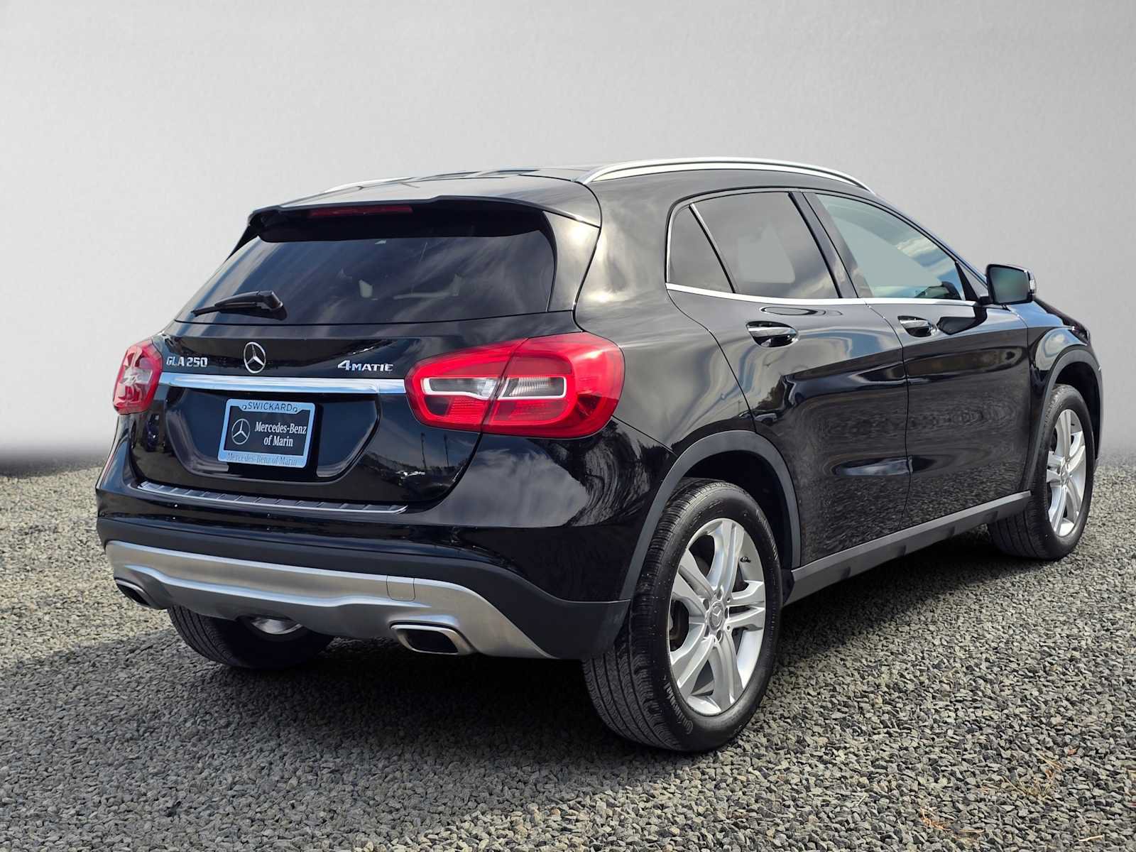 Used 2016 Mercedes-Benz GLA 250 4MATIC image 3