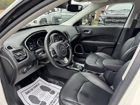 Used 2019 Jeep Compass Limited w/ Safety & Security Group image 2