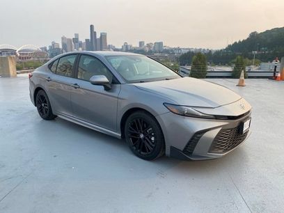 Used 2025 Toyota Camry SE
