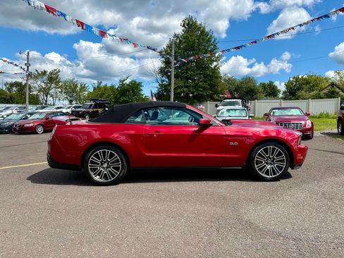 Used 2012 Ford Mustang GT Premium image 6