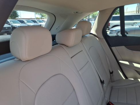 Used 2022 Mercedes-Benz GLC 300 image 15