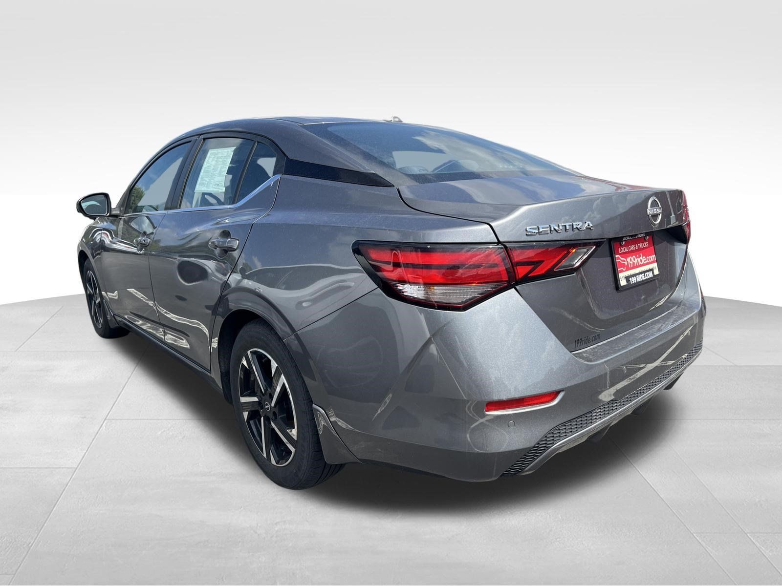 Used 2024 Nissan Sentra SV FWD image 6