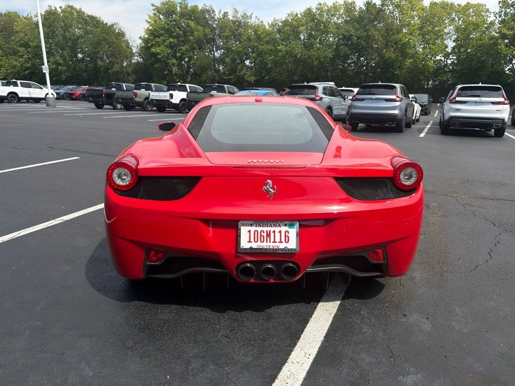 Used 2011 Ferrari 458 Italia Coupe RWD image 4