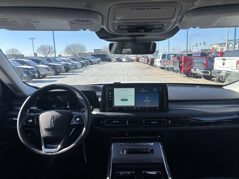 New 2026 Lincoln Aviator Premiere image 16