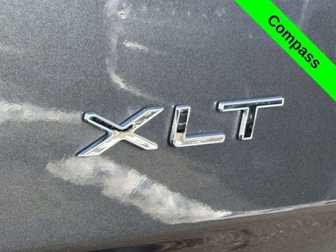 Used 2023 Ford Transit Connect XLT image 34