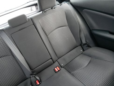 Used 2017 Toyota Prius Two image 14