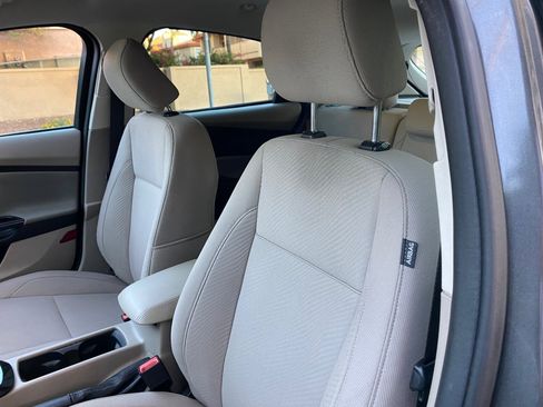 Used 2016 Ford Focus Electric Hatchback image 25