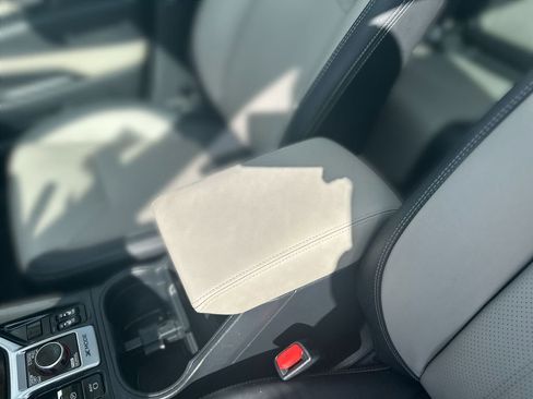 Used 2022 Subaru Forester Limited w/ Popular Package #2 image 23