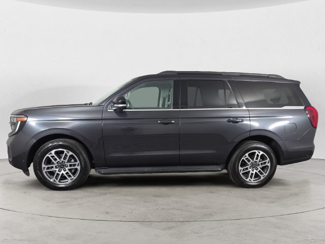 Certified 2025 Ford Expedition Active AWD/4WD image 8