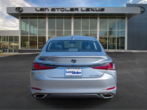 Used 2023 Lexus ES 350 w/ Premium Package image 4