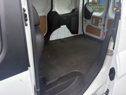 Used 2016 Ford Transit Connect XL image 17