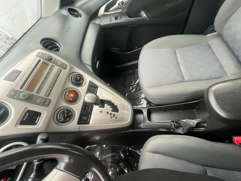 Used 2009 Toyota Matrix S image 12
