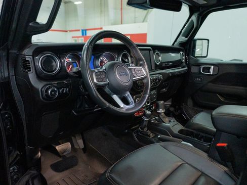 Used 2022 Jeep Wrangler Unlimited Rubicon w/ Trailer Tow Package AWD/4WD image 17