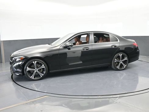 Used 2022 Mercedes-Benz C 300 Sedan w/ Exclusive Trim Package image 2