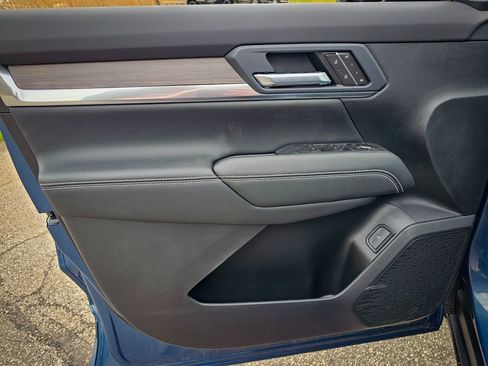 New 2026 GMC Terrain Denali image 9