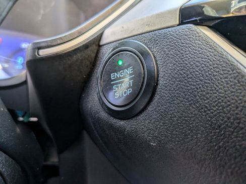 Used 2020 Ford Escape SE Sport image 21