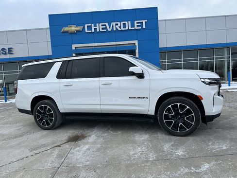 Certified 2024 Chevrolet Suburban RST w/ Luxury Package image 2