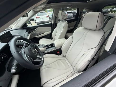 Used 2026 Acura RDX SH-AWD w/ Advance Package image 5