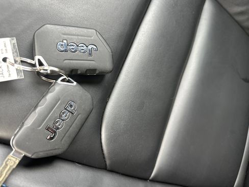 Used 2024 Jeep Wrangler Unlimited Rubicon 4xe w/ Safety Group image 20