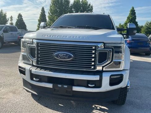 Used 2020 Ford F450 Platinum w/ FX4 Off-Road Package AWD/4WD image 2
