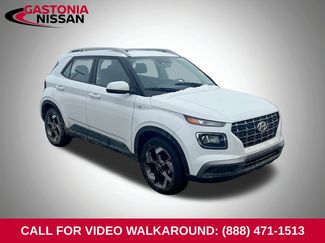 Used 2025 Hyundai Venue SEL 360° Tour