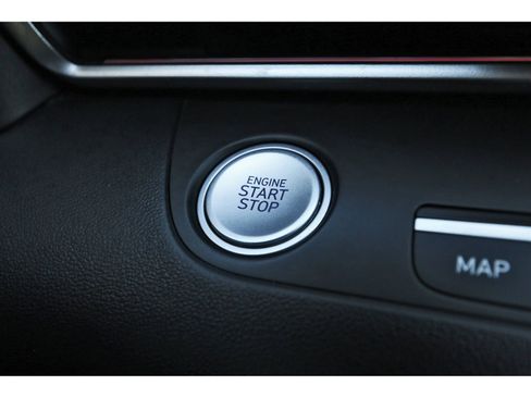 Certified 2024 Hyundai Elantra SEL w/ Convenience Package FWD image 28