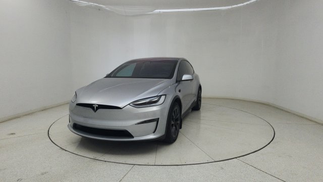 Used 2024 Tesla Model X AWD/4WD image 4
