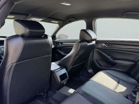 Used 2022 Honda Accord Sport image 36