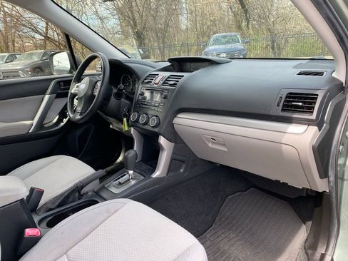 Used 2015 Subaru Forester 2.5i w/ Alloy Wheel Package image 31